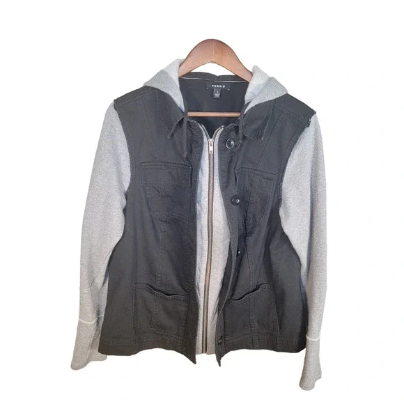 Torrid Plus Size 0 Black Denim Jacket Grey French Terry Sleeves Hoodie - Picture 1 of 5